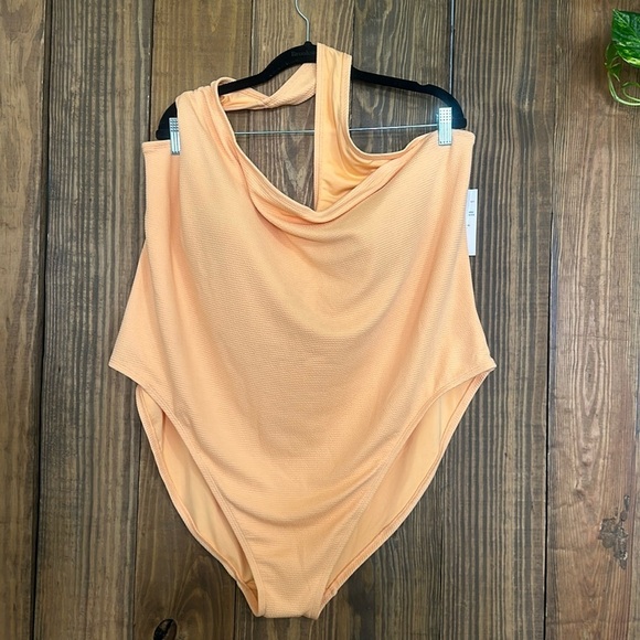 Pucker One-Shoulder One-Piece Swimsuit for Women - Picture 2 of 14